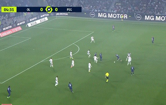 完美世界电竞-【法甲】梅西开场进球 巴黎1比0客胜里昂