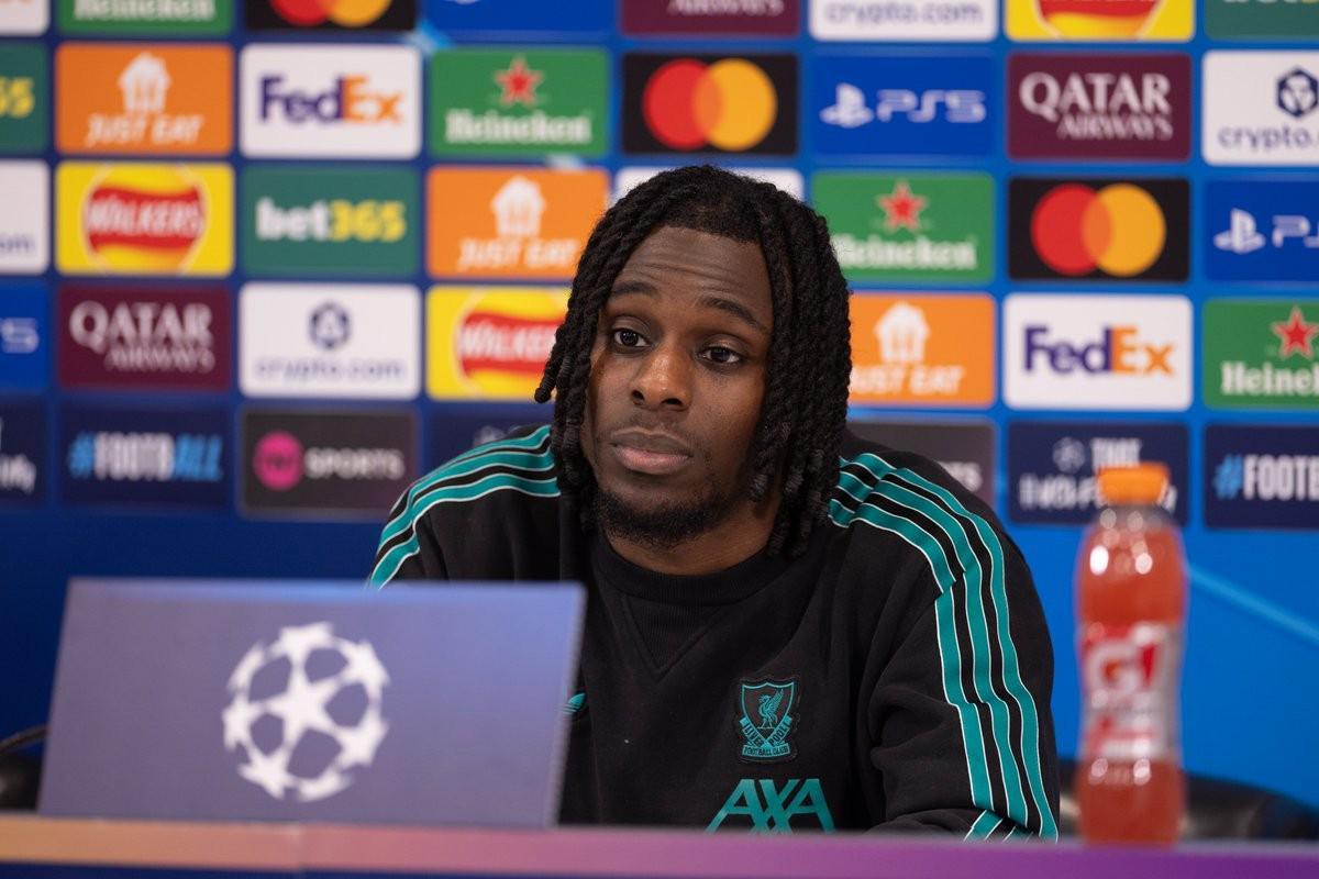 完美世界对战平台-本赛季要怎样才算成功？弗林蓬：赢得足总杯和欧冠冠军